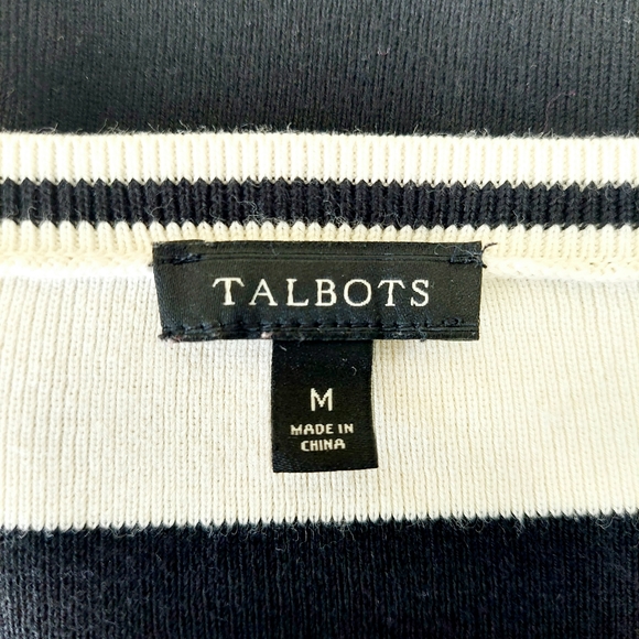 Talbots Black & White Scoop Neck Top w/ Tabbed Sleeves & Buttons Sz M - Picture 5 of 11